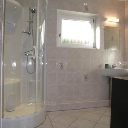 3 Du Pays De La Ceramique